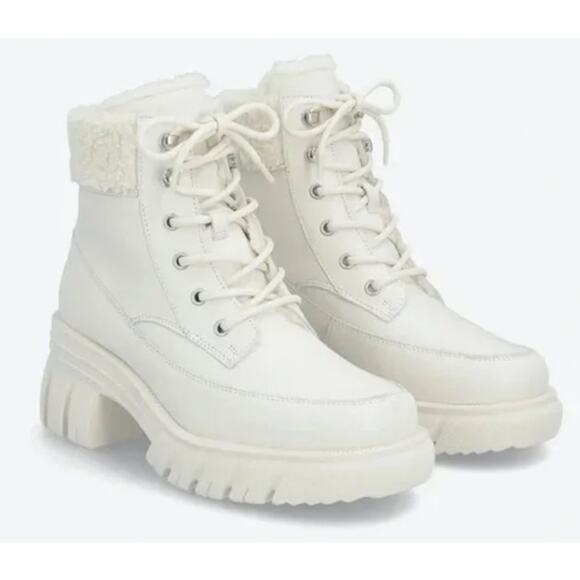 Aldo Nydoremas Boots Waterproof Off White Lug Sole Faux Fur NEW 7 US - Picture 1 of 9